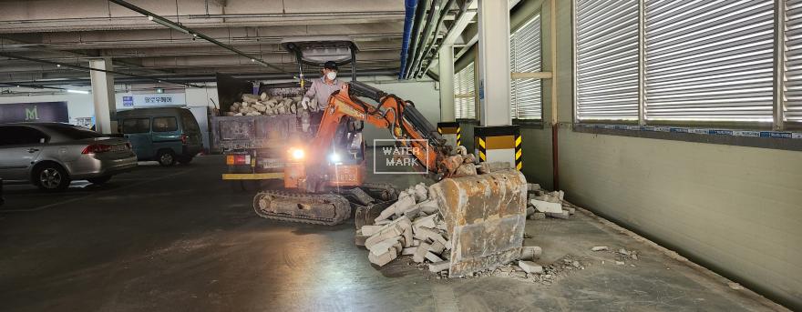 주차장 벽돌 철기 장비 공사